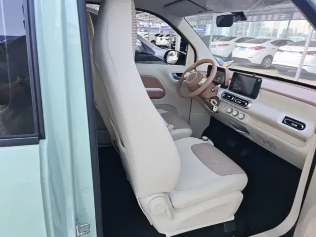 Wuling Hongguang Mini EV — Фото автомобиля 24