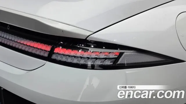 Hyundai Ioniq 6 — Фото автомобиля 8