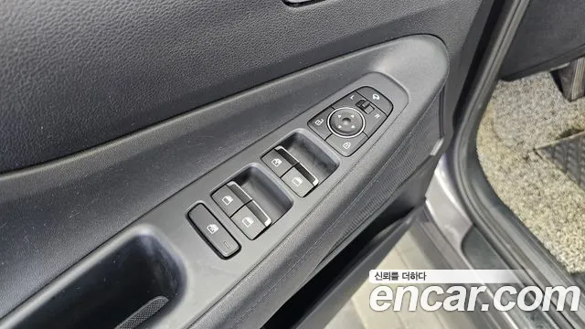 Hyundai Santa Fe — Фото автомобиля 27