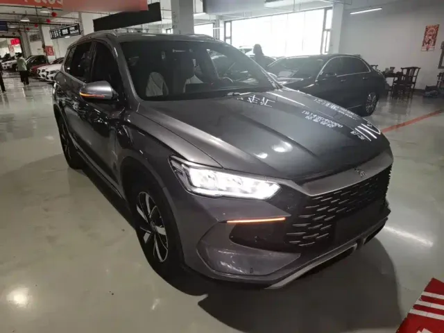 BYD Song Pro — Фото автомобиля 3