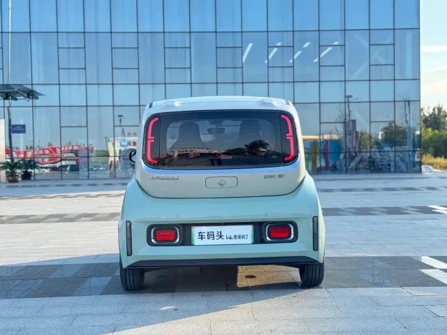 Baojun KiWi EV — Фото автомобиля 8