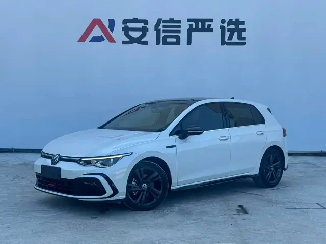 Фотография автомобиля — Volkswagen Golf