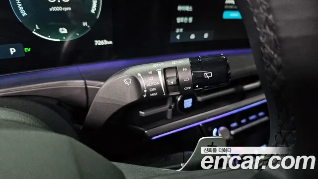 Hyundai Santa Fe — Фото автомобиля 22