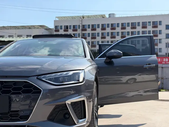 Audi A4L — Фото автомобиля 18
