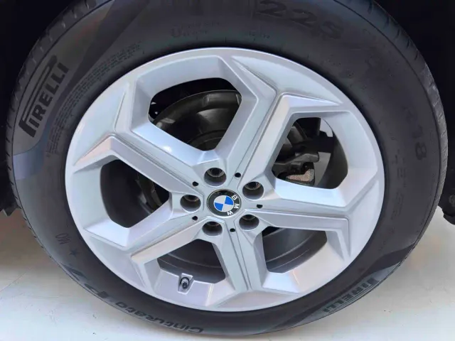 BMW X1 — Фото автомобиля 9