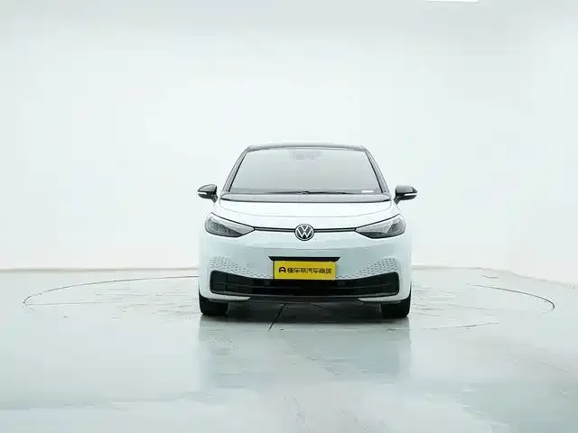 Volkswagen ID.3 — Фото автомобиля 4