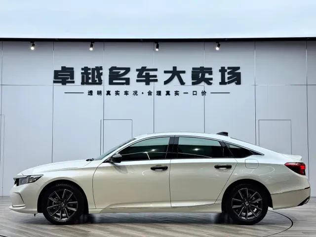Honda Inspire — Фото автомобиля 4