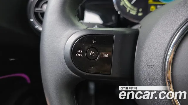 Mini Cooper Cooper 5 дверей Classic Plus — Фото автомобиля 23