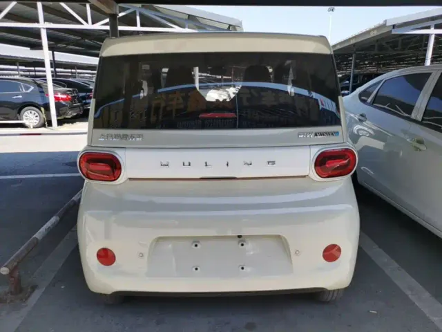 Wuling Hongguang Mini EV — Фото автомобиля 5
