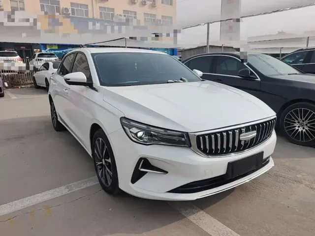 Geely Emgrand — Фото автомобиля 3