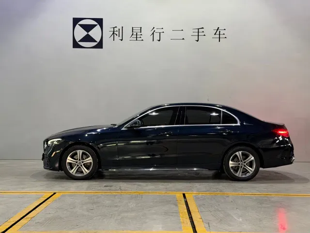 Mercedes-Benz C-Class — Фото автомобиля 3