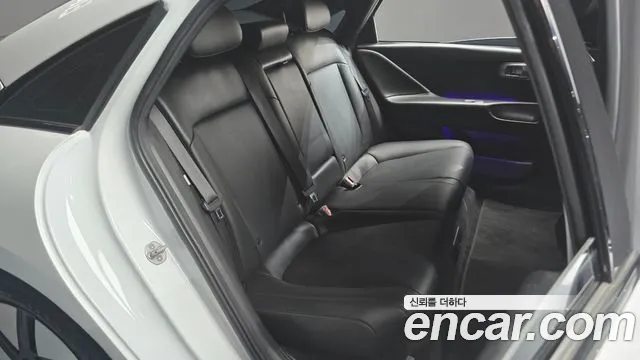 Hyundai Ioniq 6 — Фото автомобиля 16