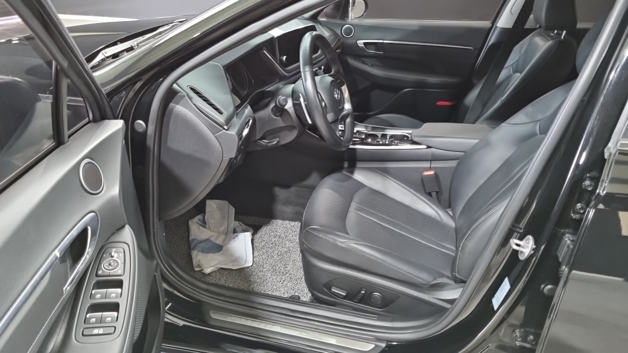 Hyundai Sonata Sonata (DN8) 2.0 LPG(Для проката) — Фото автомобиля 10