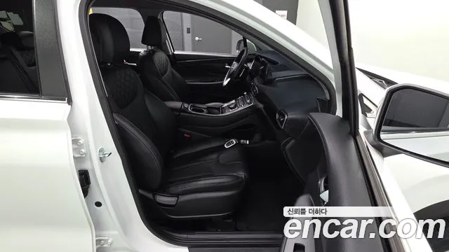 Hyundai Santafe Новый Santa Fe Бензин 2.5T 4WD — Фото автомобиля 12