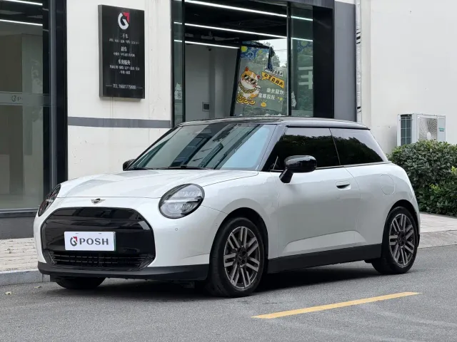 Фотография автомобиля — MINI Cooper