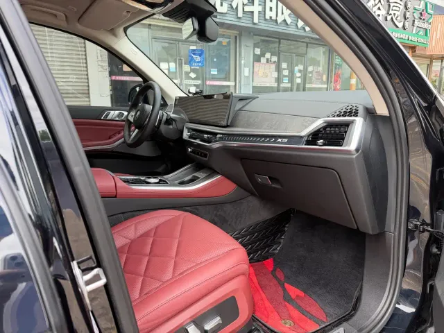 BMW X5 — Фото автомобиля 4