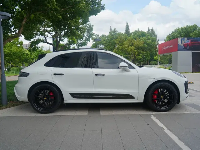 Porsche Macan — Фото автомобиля 14