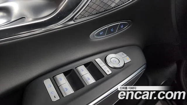 Genesis GV70 Electrified GV70 — Фото автомобиля 30