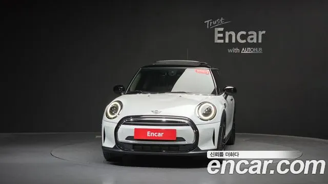 MINI Cooper — Фото автомобиля 3