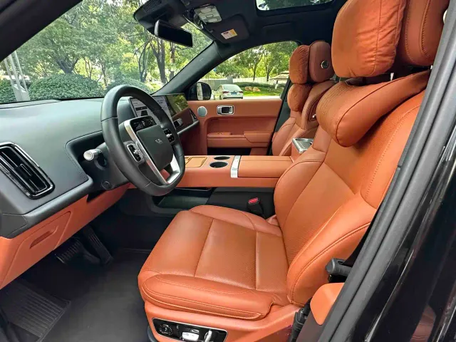 Li Auto L7 — Фото автомобиля 14