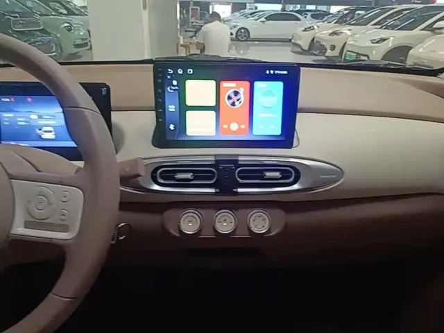Wuling Hongguang Mini EV — Фото автомобиля 12
