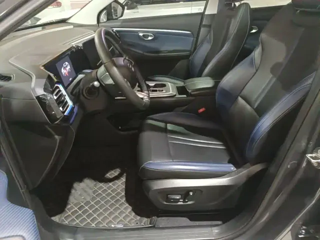 GAC Trumpchi Trumpchi GS3 2023 Shadow Speed 270T Smart Power Edition — Фото автомобиля 14