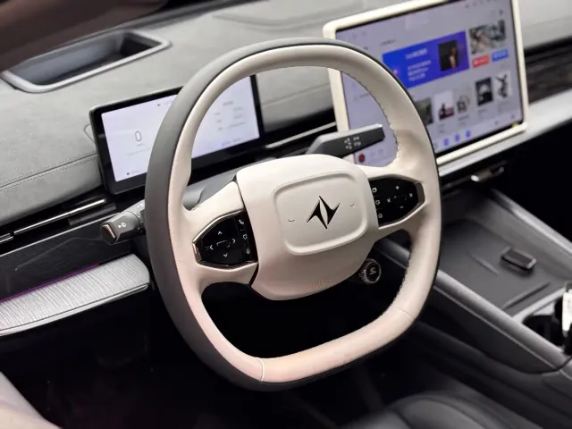 Dongfeng eπ 007 — Фото автомобиля 7