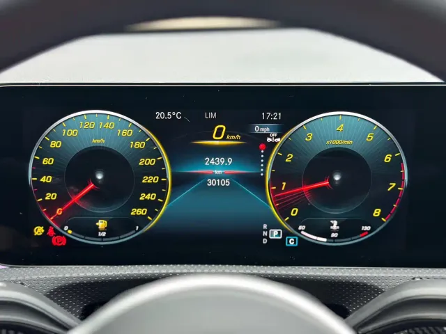 Mercedes-Benz A-Class — Фото автомобиля 15