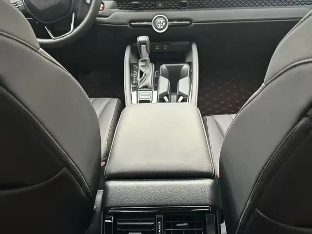 Honda Accord — Фото автомобиля 13