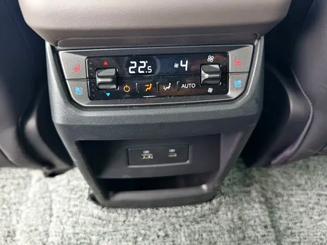 Ford Edge — Фото автомобиля 17