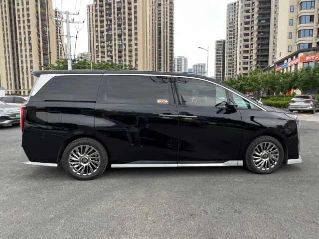 GAC Trumpchi M8 — Фото автомобиля 8