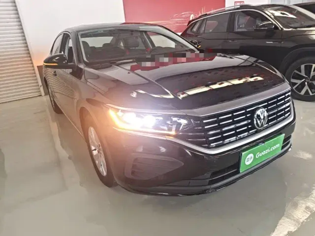 Volkswagen Passat — Фото автомобиля 3