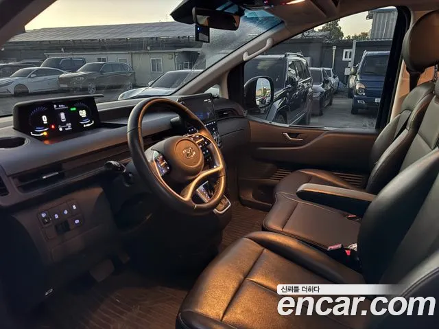 Hyundai Staria — Фото автомобиля 9