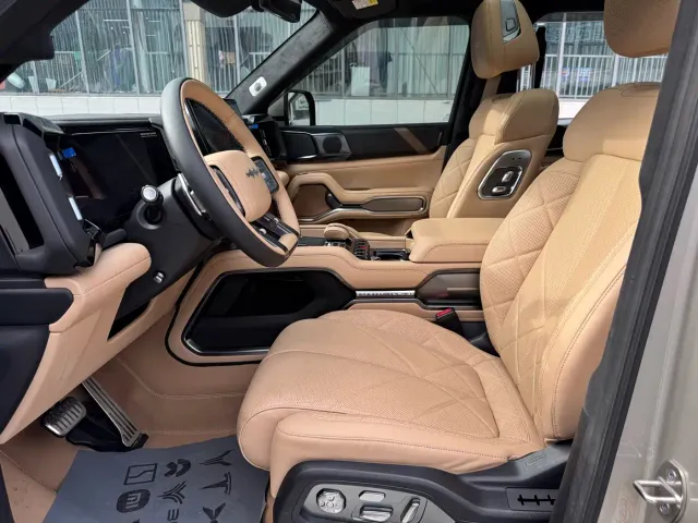 BYD FangChengBao Leopard 8 — Фото автомобиля 8