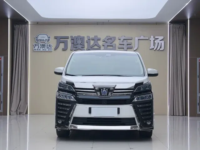 Toyota Vellfire — Фото автомобиля 3