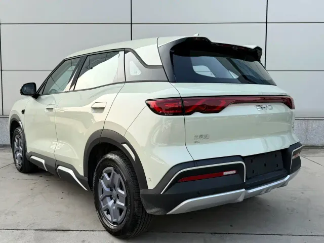 BYD Yuan UP — Фото автомобиля 4