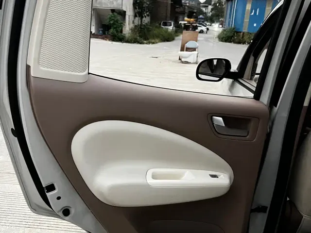 Wuling Hongguang Mini EV — Фото автомобиля 16