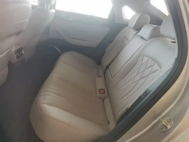 Geely Galaxy Stellar 6 — Фото автомобиля 12