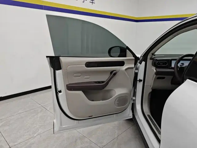 Leapmotor C11 — Фото автомобиля 7