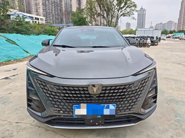 Changan UNI-T — Фото автомобиля 11