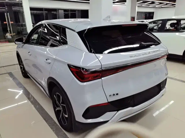 BYD Yuan PLUS — Фото автомобиля 4