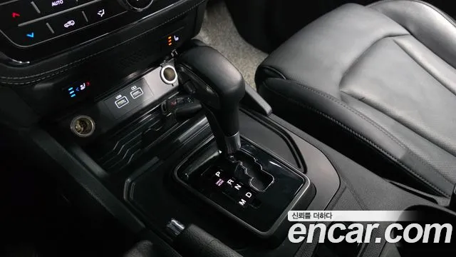 KG_Mobility_Ssangyong Rexton Новый Rexton Sport Дизель 2.2 2WD — Фото автомобиля 9