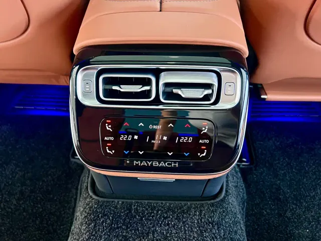 Mercedes-Benz Maybach S-Class — Фото автомобиля 24