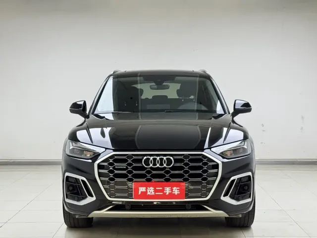Audi Q5L — Фото автомобиля 2