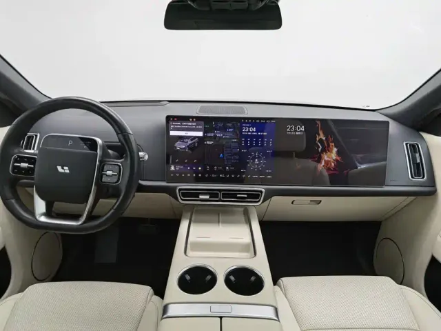 Li Auto L9 — Фото автомобиля 5