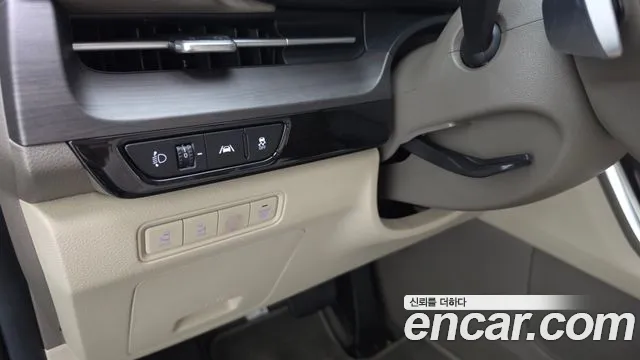 Kia Carnival Generation 4 — Фото автомобиля 14