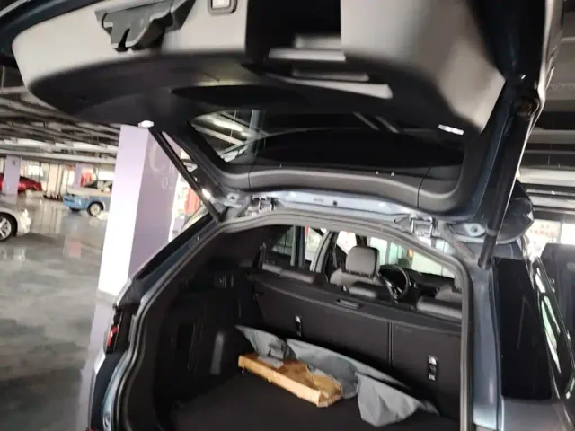 Land Rover Discovery Sport — Фото автомобиля 18