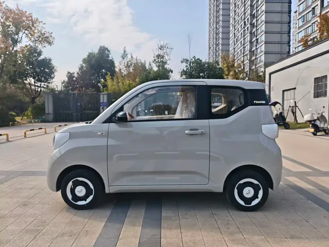 Wuling Hongguang Mini EV — Фото автомобиля 8
