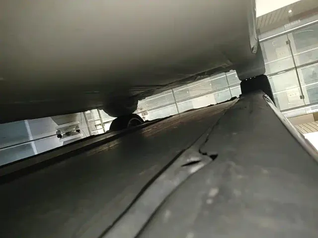 Tesla Model 3 — Фото автомобиля 19