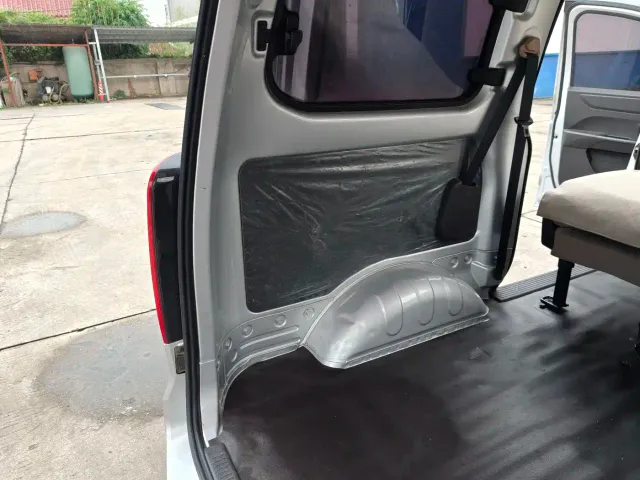 Wuling Hongguang V — Фото автомобиля 15